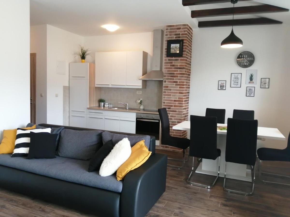 Luka Apartment